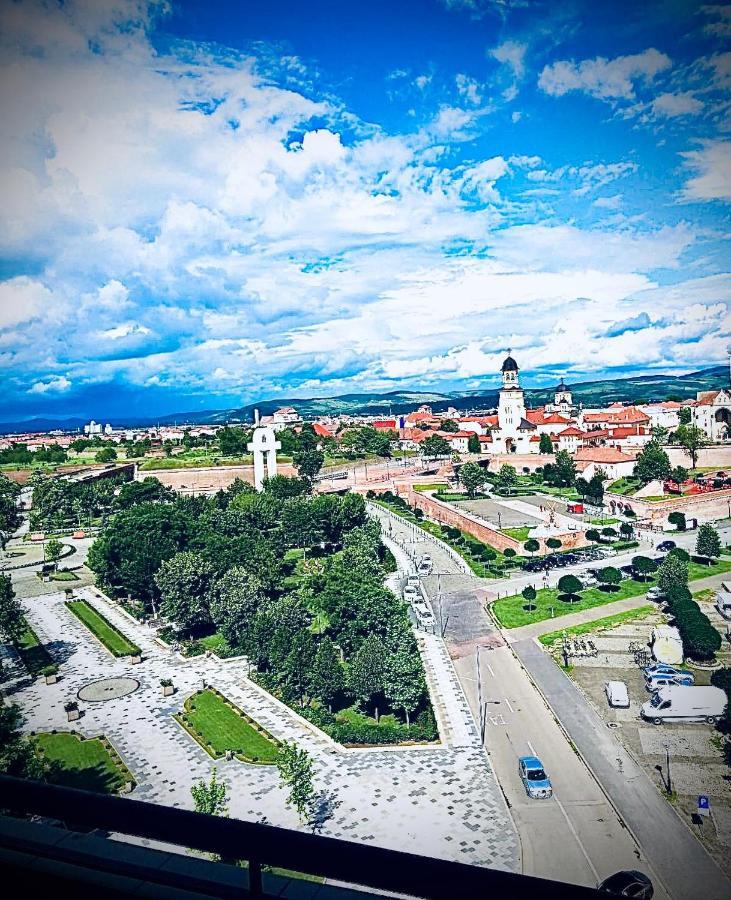Midsummer Boulevard Alba Iulia Exterior foto